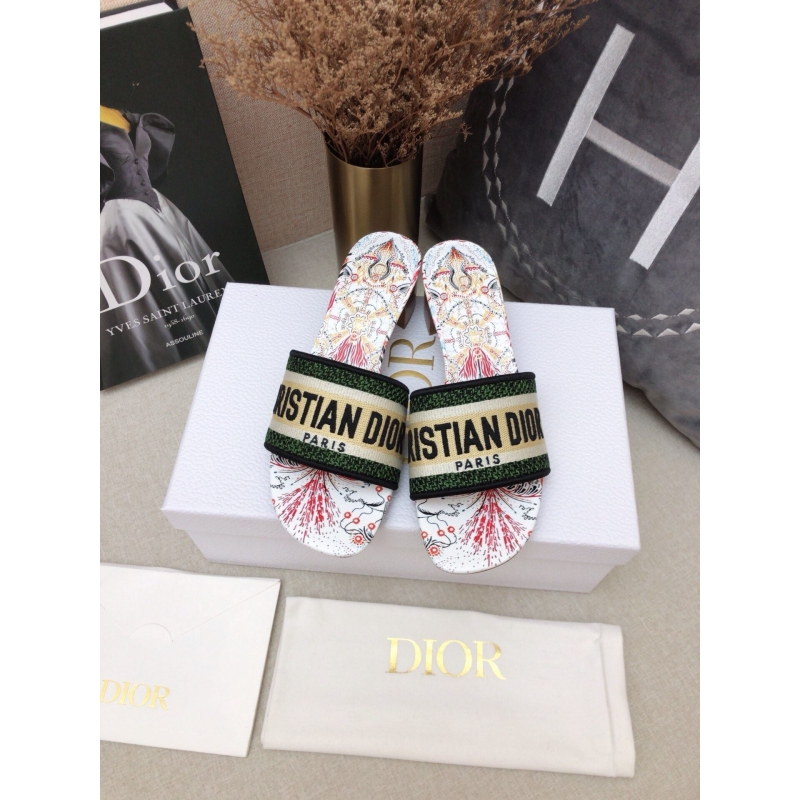 ch**an D*or slippers